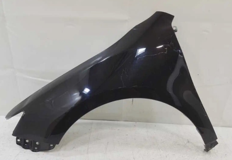 Крыло от Toyota Camry V55